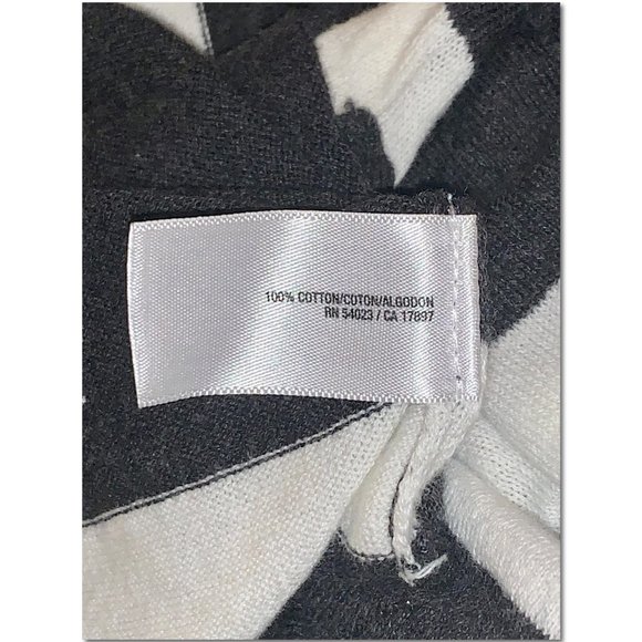 Old Navy Long Sleeve Striped V Neck Sweater Dark Gray and White Size Medium EUC - Picture 6 of 6